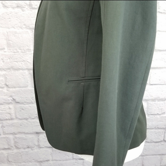 Theory Tadean gray open front form fitting blazer - Picture 3 of 9